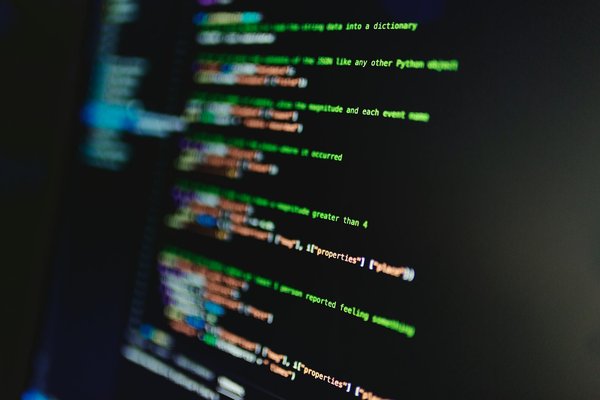 How Can UK Women Revitalize Their Fashion Wardrobe This Season?