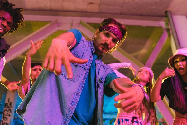 Crafting a personalized self-care regimen that aligns with your lifestyle